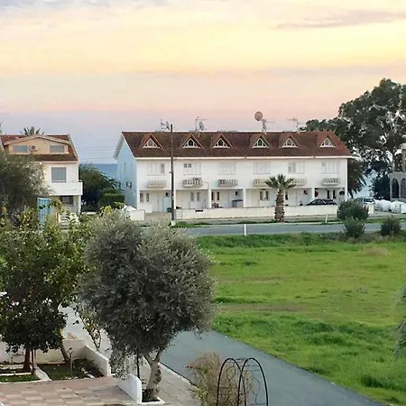 Valia Luxury Beach House Lantställe